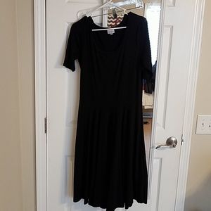 Lularoe Nicole Dress size L, solid black